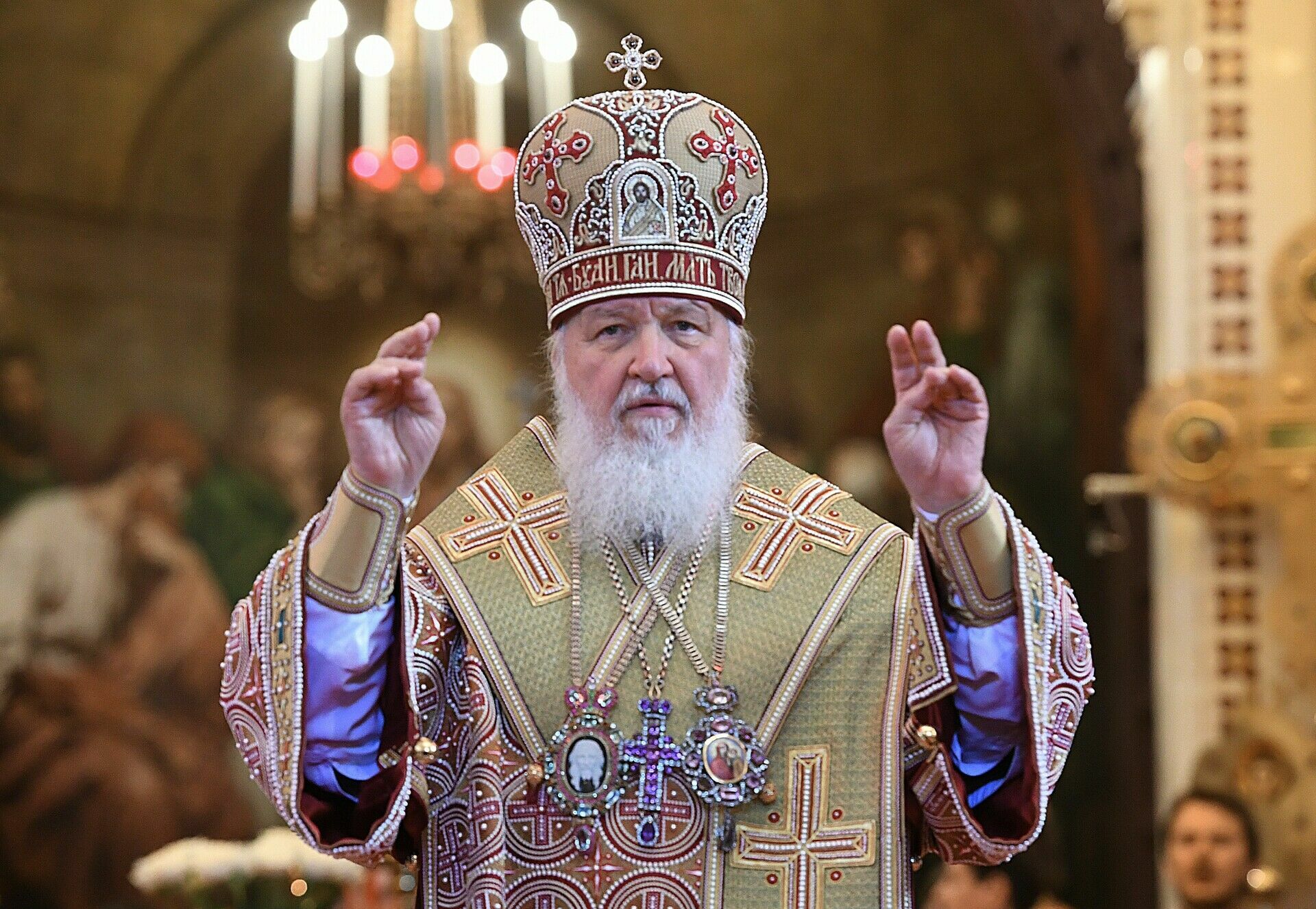 Патриарх Кирилл считает пандемию "уроком за чрезмерное потребление"