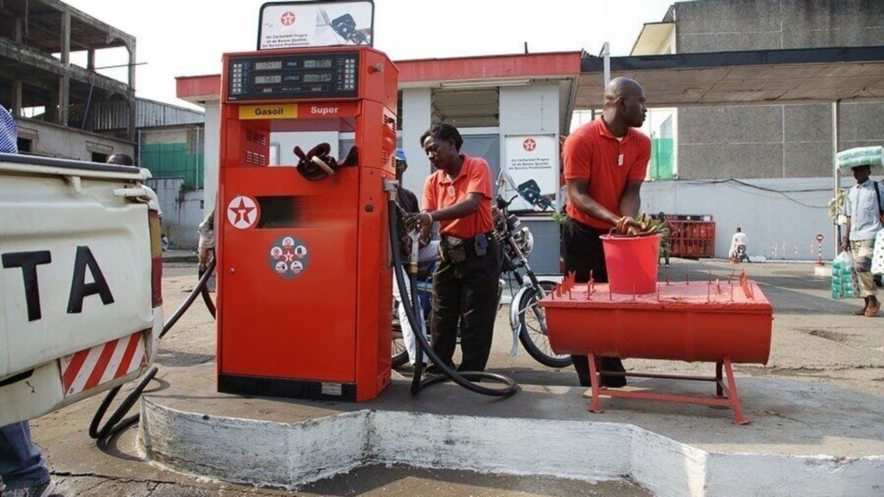 Потери от экспорта бензина в Нигерию нефтяники компенсируют на российском рынке