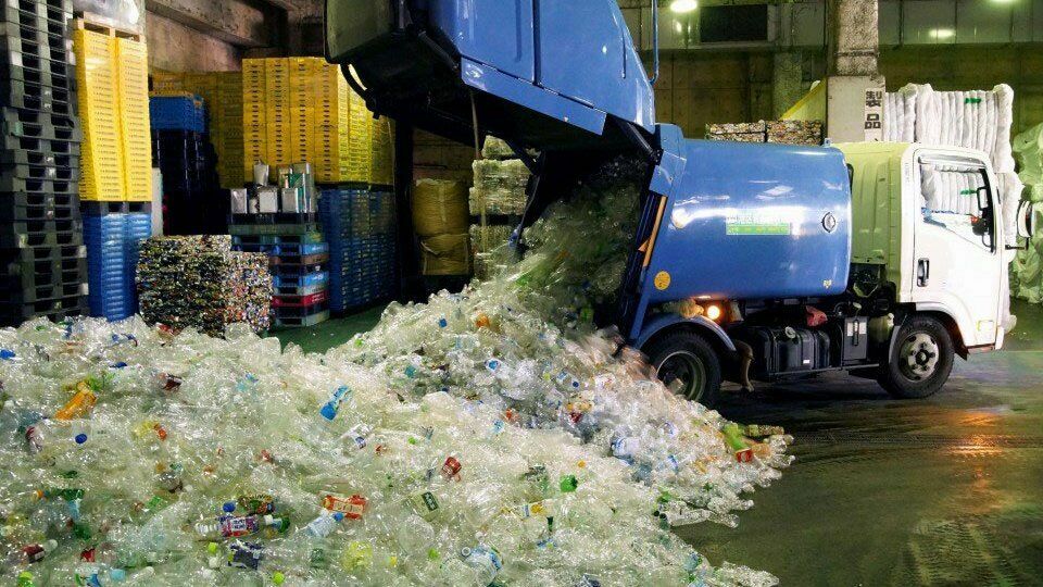 Власти позволят перерабатывать мусор рядом с аэропортами