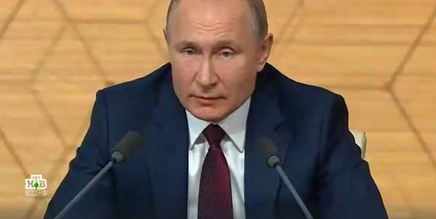 Владимир Путин призвал избежать расширительного толкования закона об иноагентах