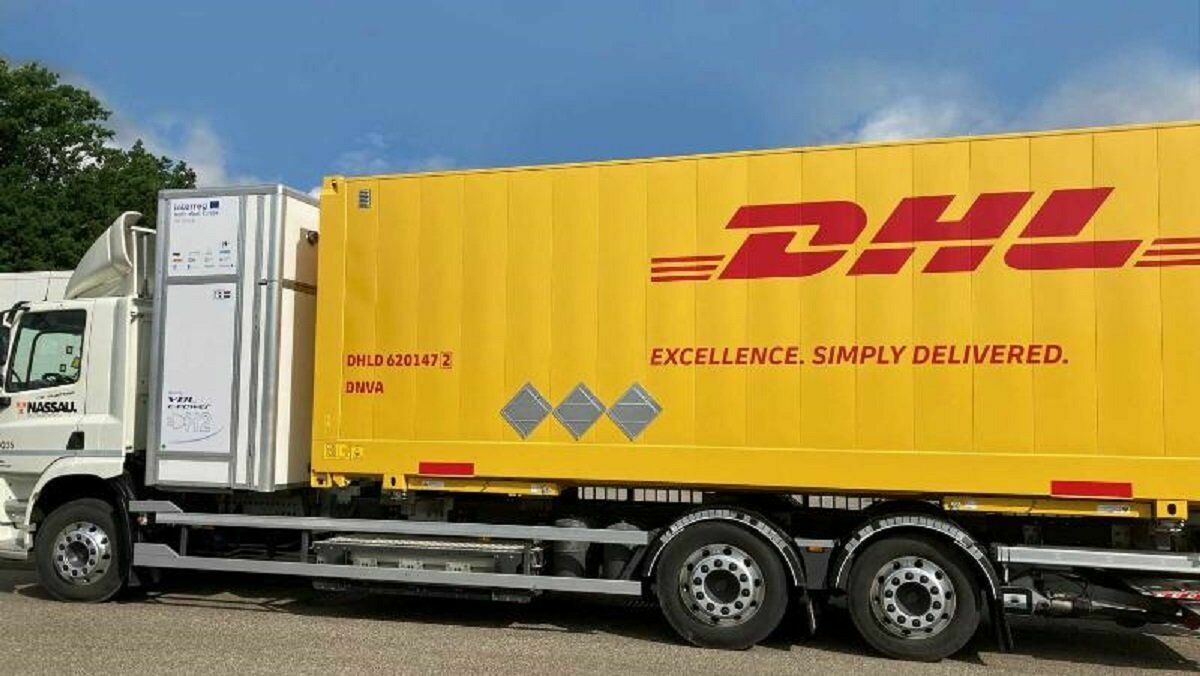 DHL перестанет доставлять грузы и документы внутри России