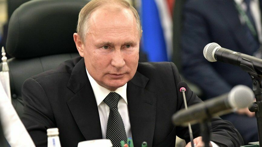 Путин назвал выпускников ВГИКа "мягкой силой российской"