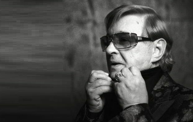 На 85-м году жизни скончался режиссер Роман Виктюк