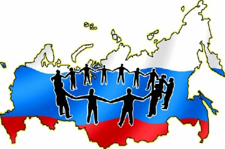 Социологи: морально общество в России уже намного превосходит государство