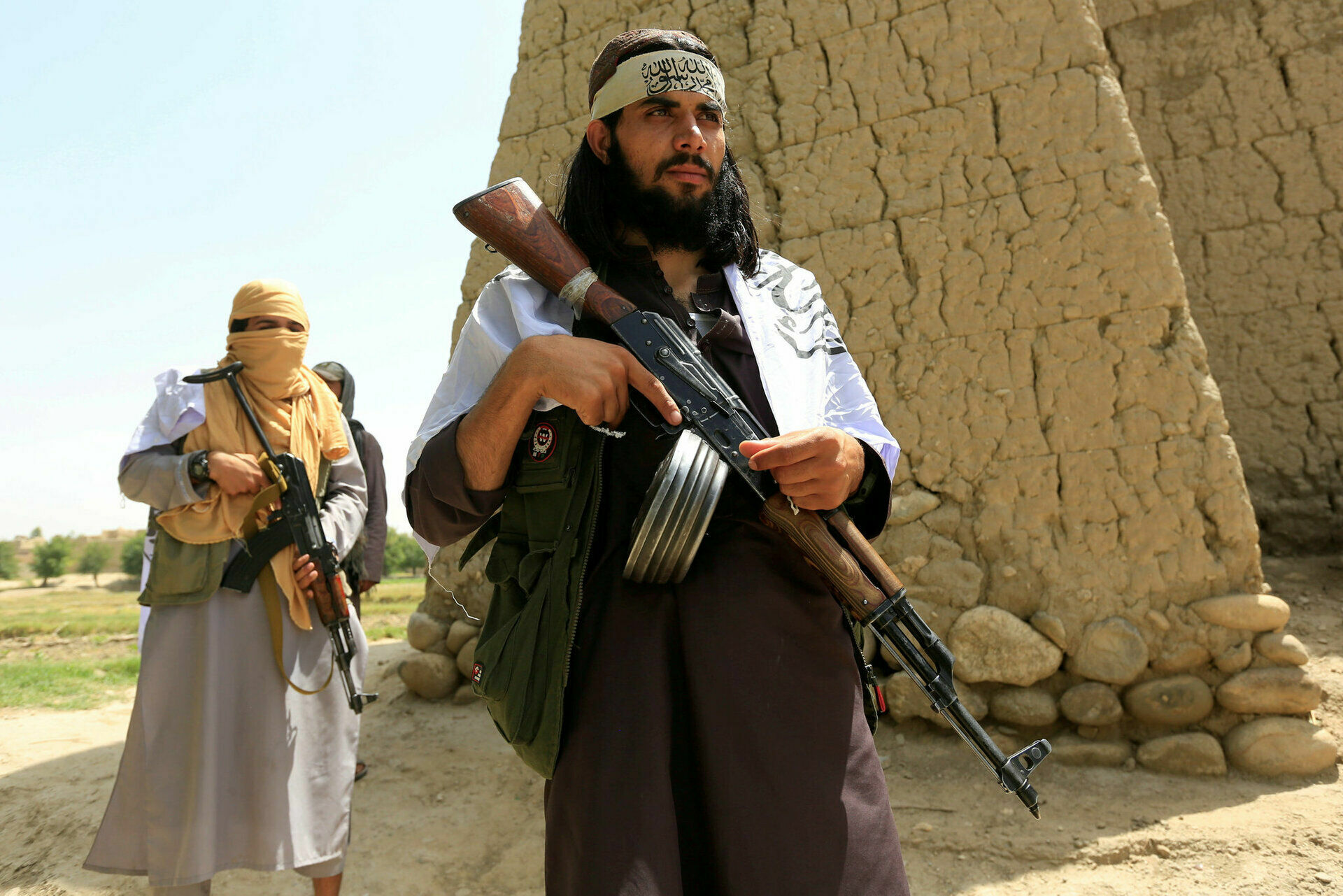 Талибы* намерены создать совет для управления Афганистаном