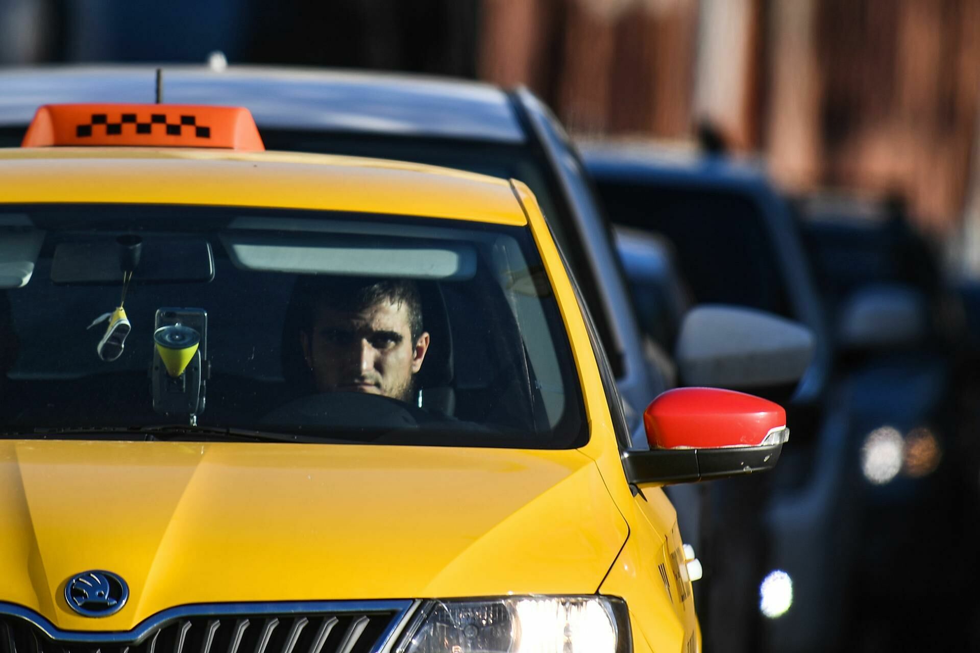 Таксистов в Москве призвали не взвинчивать цены на праздники