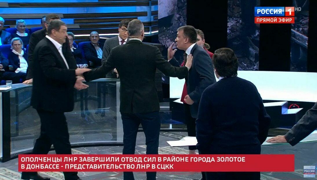Телевизор очень не хочет мира в Донбассе