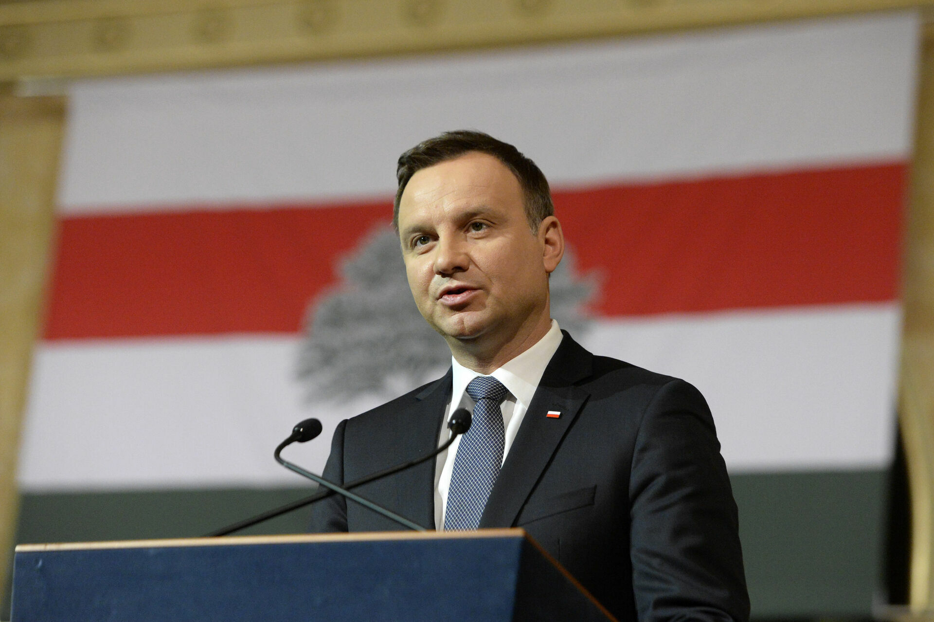 МИД Польши назвал актом дезинформации розыгрыш польского президента