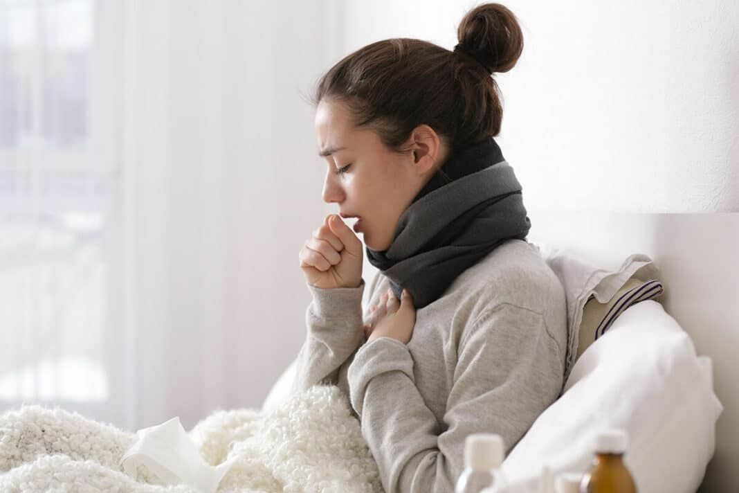 Ученые выяснили: почему критически важно лечить кашель при COVID-19