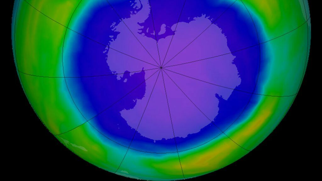 Над Антарктикой закрылась самая долгоживущая озоновая дыра