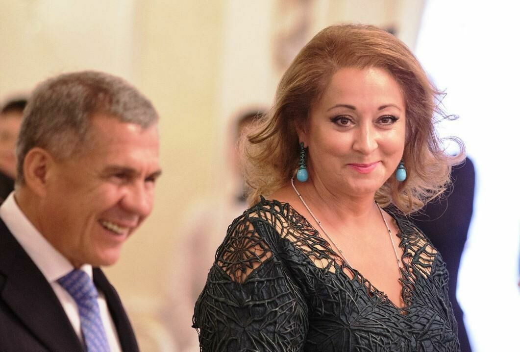 Forbes Woman выяснил, сколько зарабатывают  жёны российских чиновников
