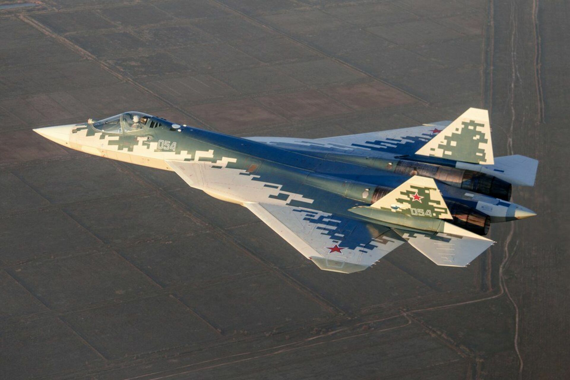 Самолеты нового поколения. Су-57 истребитель. Су-57 реактивный самолёт. Истребитель 5 поколения России Су-57. Самолёт 5 поколения Су 57.