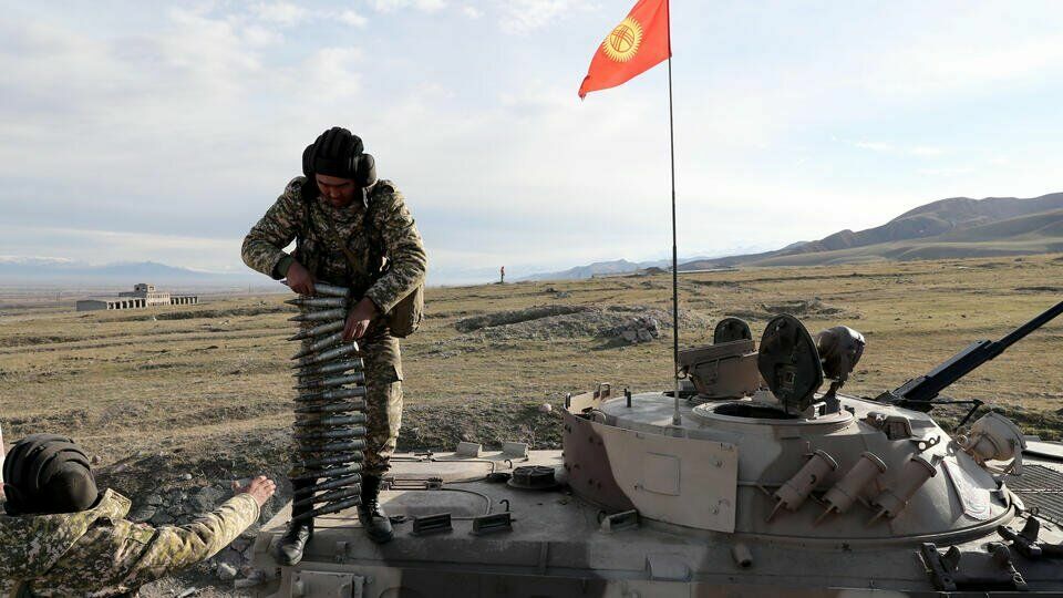 В боях между Киргизией и Таджикистаном погибли 62 человека