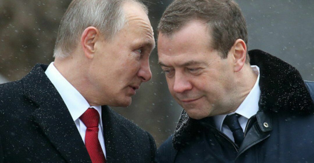 Forbes: Путин отправил Медведева в отставку из-за провала нацпроектов