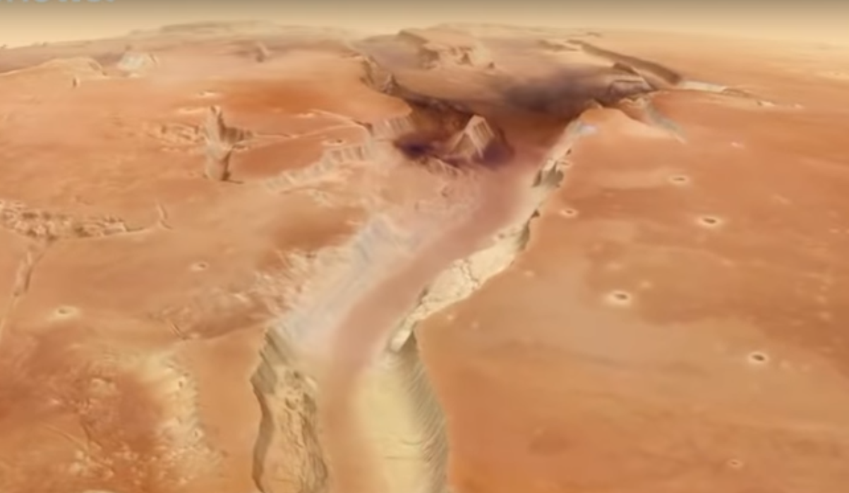 Ученые обнаружили на Марсе озеро жидкой воды