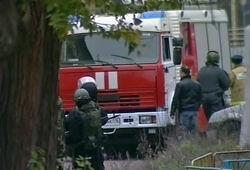 Бой в Казани: убиты два боевика, погиб сотрудник ФСБ, эвакуированы жители