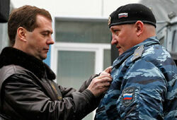 Путин уволил начальника отряда «Зубр», который избил подчиненных