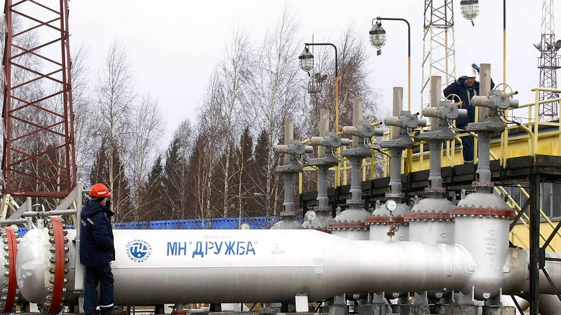 Компенсируя убытки: Украина повысит цену транзита российской нефти на 18,3%
