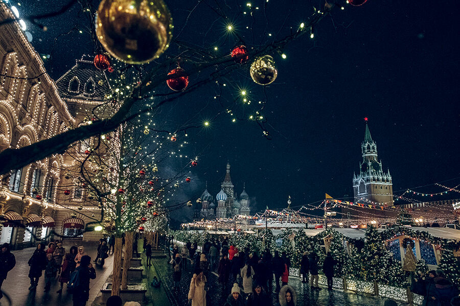 Власти Москвы потратят на Новый год около миллиарда рублей