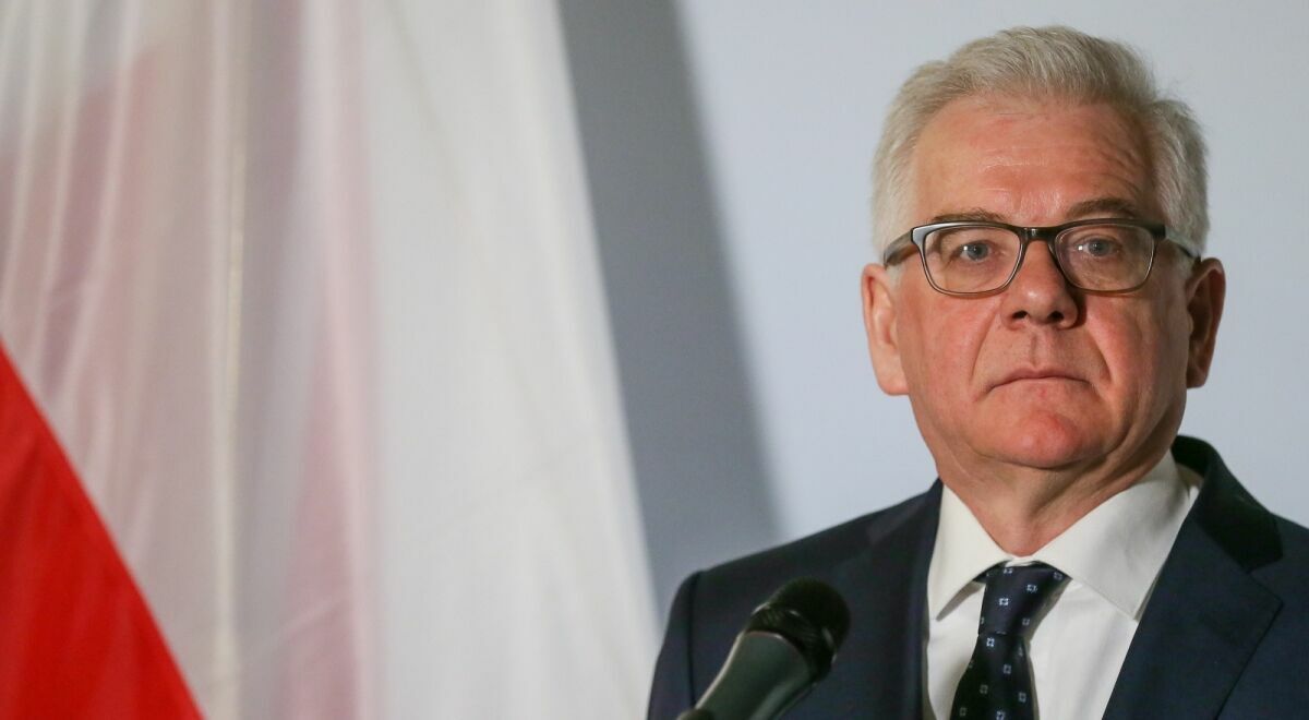 Глава МИД Польши призвал Запад продлить антироссийские санкции