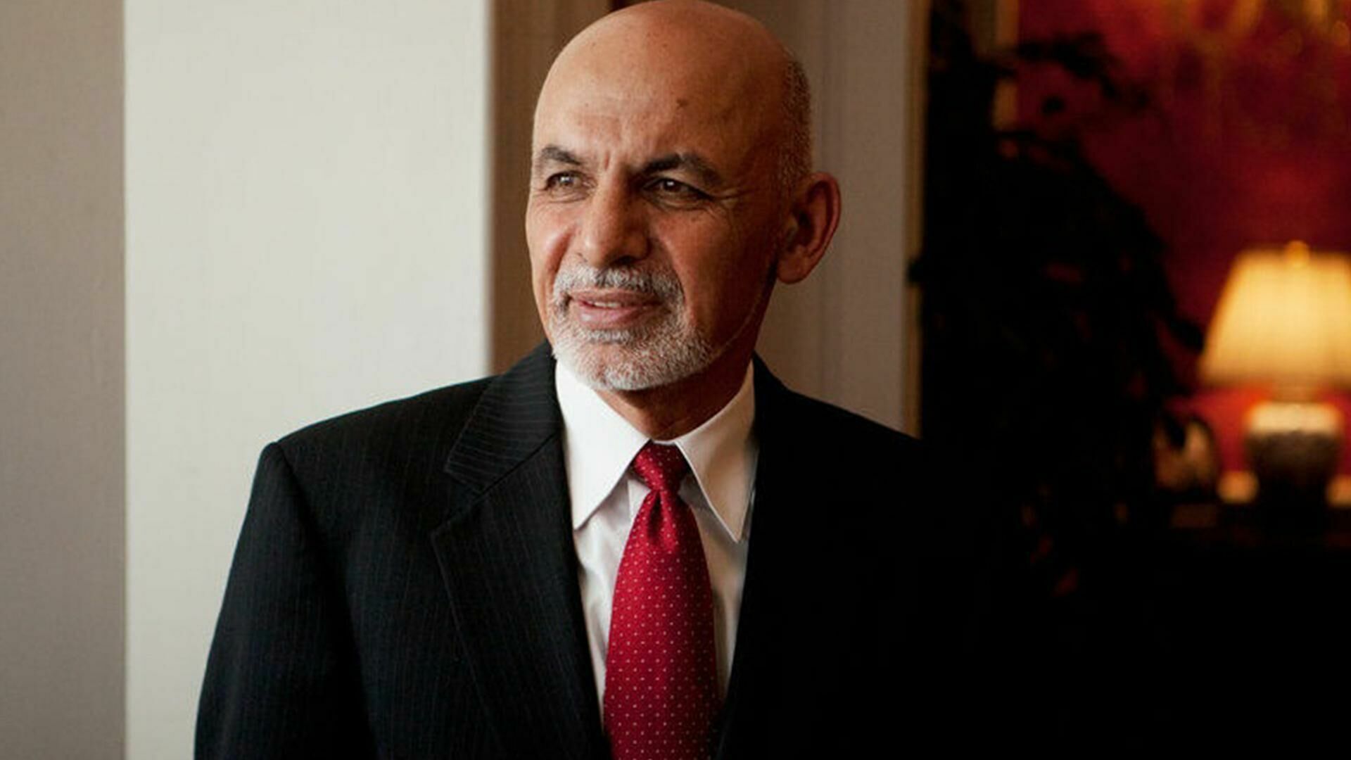 Экс-президент Афганистана Гани пообещал вернуться
