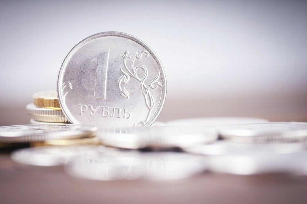 Польский аналитик сообщил о предстоящем падении рубля