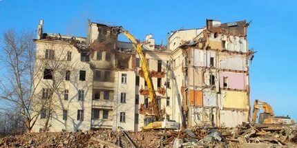 В Кремле призвали "подождать" с распространением реновации на всю страну