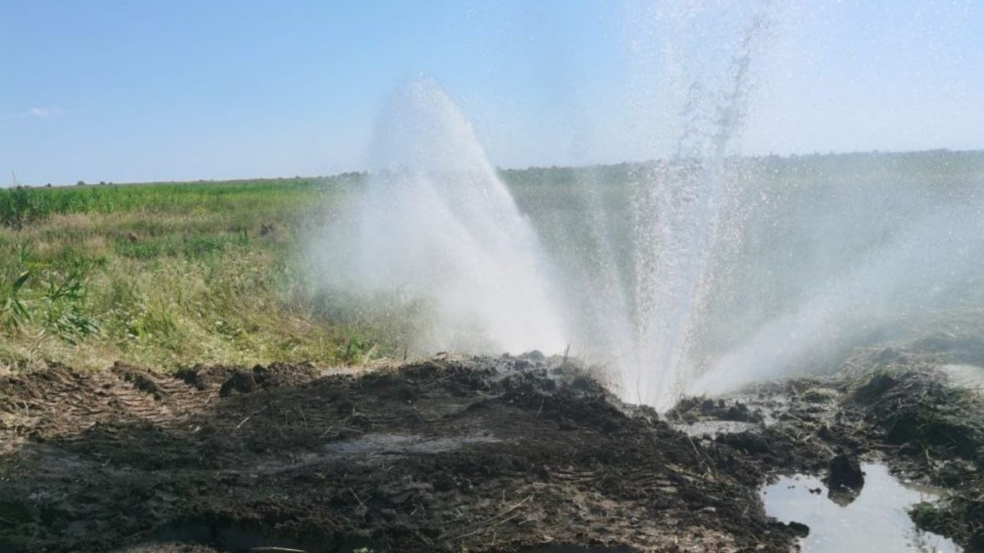 В Ростовской области ищут неизвестных, устроивших диверсию на водоводе (ВИДЕО)