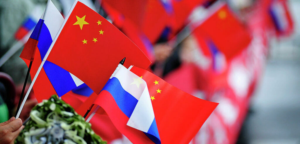 США испугались совместных действий Москвы и Пекина из-за новых санкций к РФ