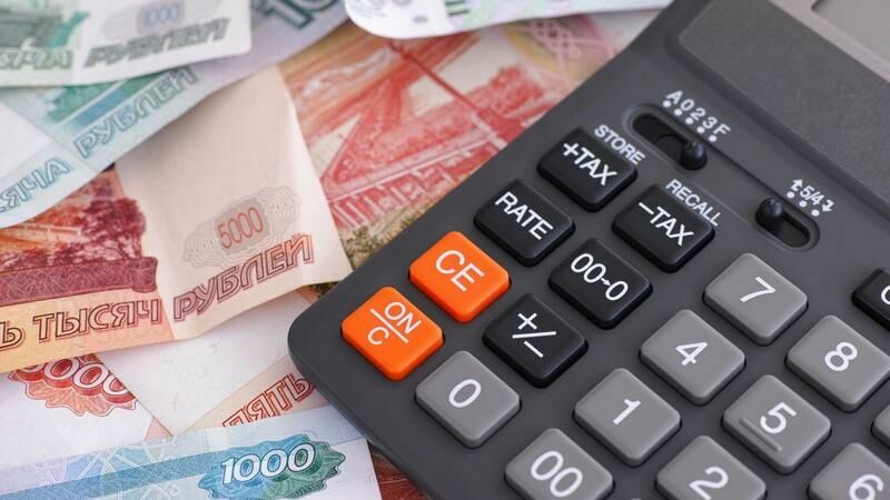 Работники банков в среднем зарабатывают от 36 до 150 тысяч рублей