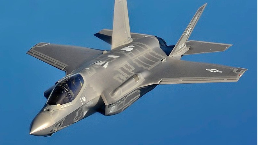 В США вновь разбился супер-истребитель F-35