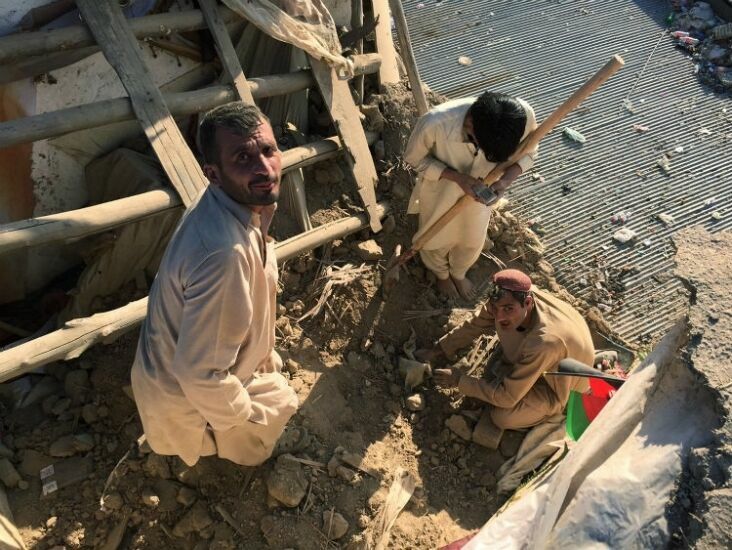Жертвами землетрясения в Афганистане и Пакистане стали около 70 человек