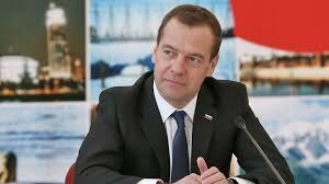 Депутат Госдумы назвал отчет Медведева "политическим фарсом"
