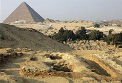 Египетские пирамиды строили рабочие из знатных семей (фото)