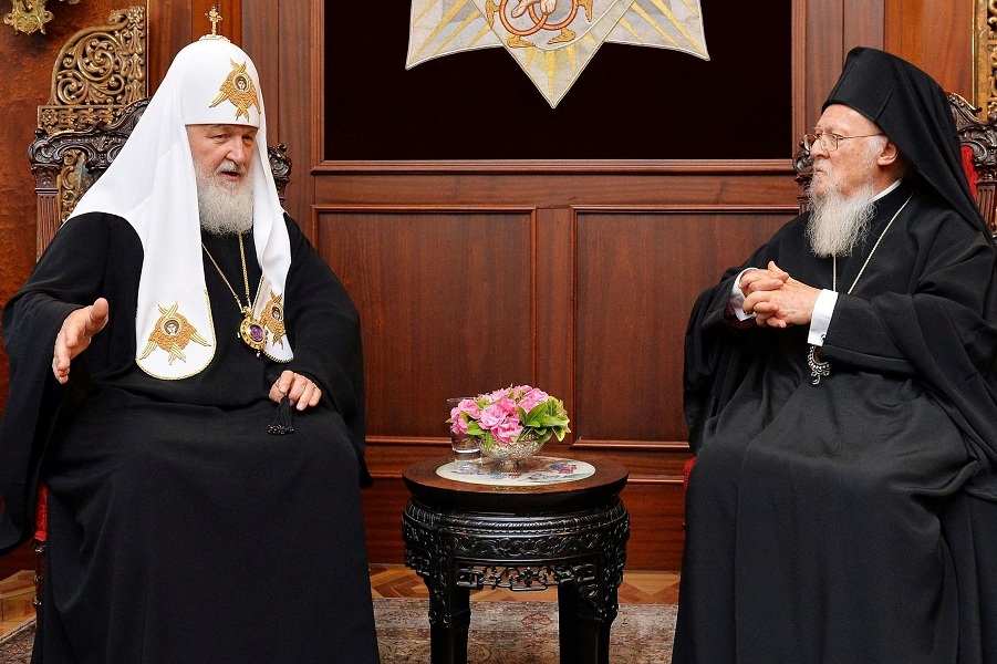 Победа Порошенко: Украинская православная церковь станет самостоятельной