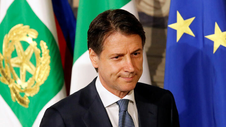 Премьер-министр Италии подал в отставку