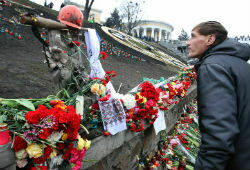 Пшонку, Захарченко и Януковича подозревают в умышленных убийствах