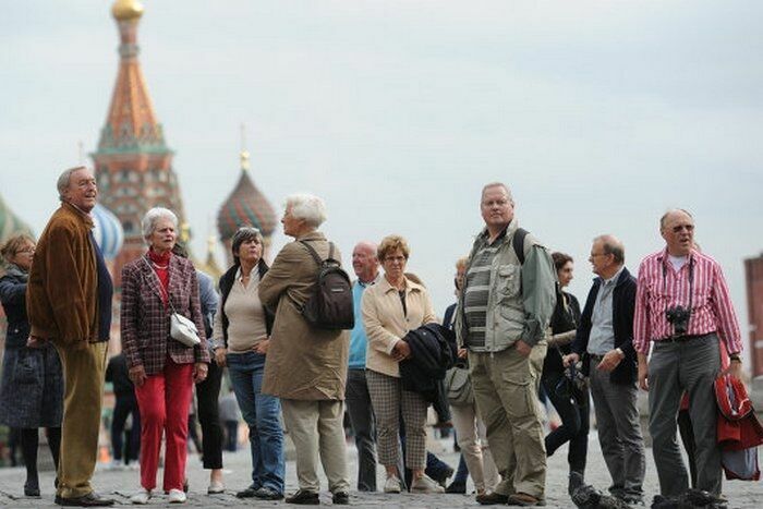 Москва и Санкт-Петербург не справляются с потоком иностранных туристов