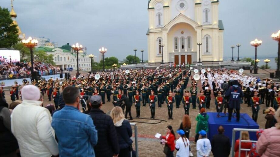 Военные оркестры пройдут парадом по главной улице Хабаровска