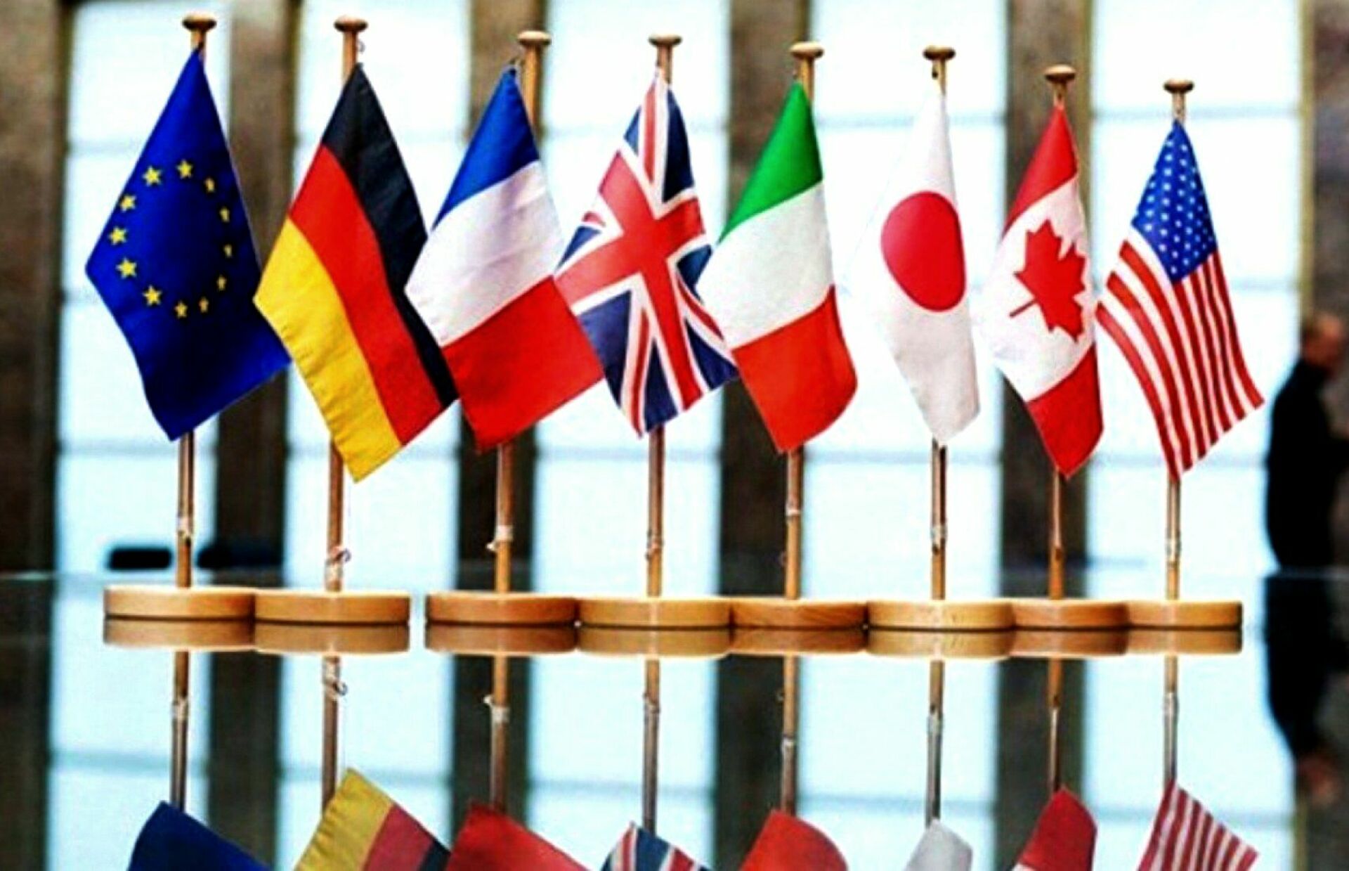 Страны группы 7. G7 большая семерка. G7 флаги. Саммит g7. Флаги саммита g 7.