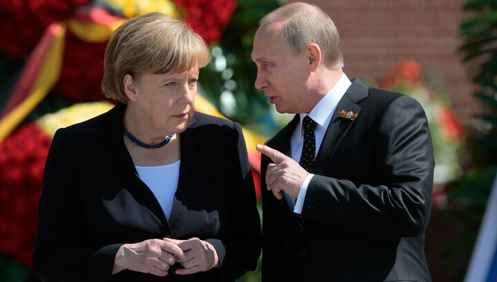 Путин и Меркель проведут переговоры 2 мая в Сочи