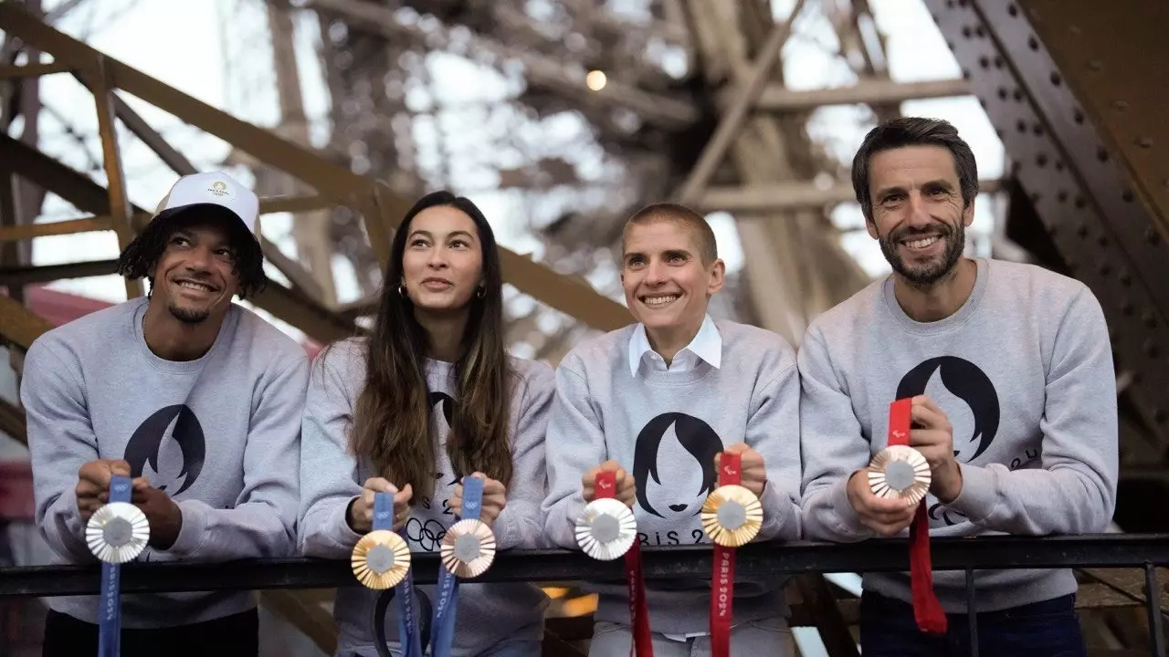Медали Олимпийский игр в Париже уже готовы