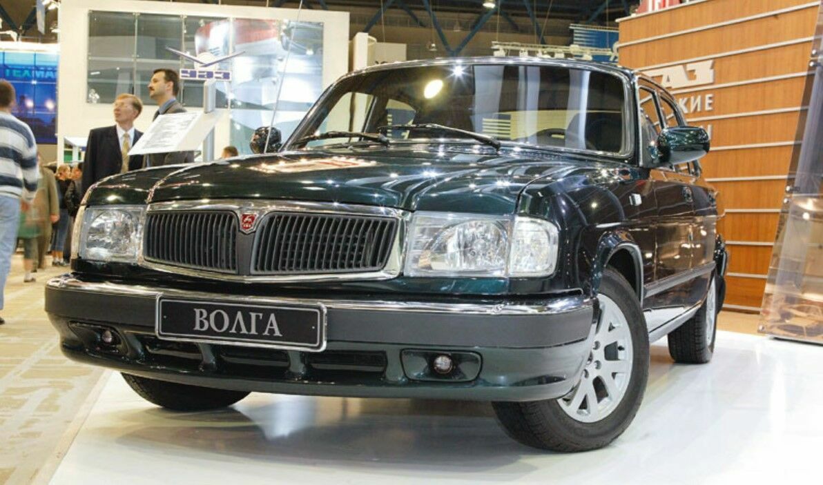 Мантуров заявил о планах возрождения автомобильных брендов «Волга» и «Победа»