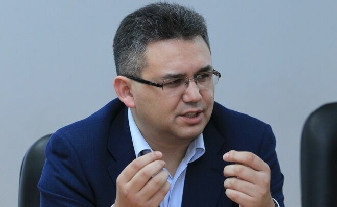 Политолог Аббас Галлямов: «В результате Минниханов оказался между двух огней".