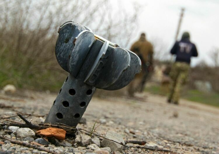Пока политики спорят, в Донбассе снова гибнут мирные жители
