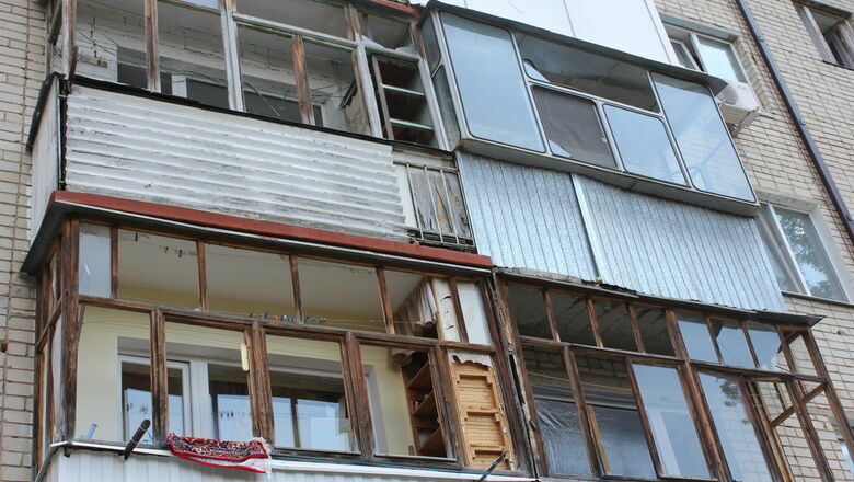Дом в Белгороде после обстрела уже больше недели стоит без крыши