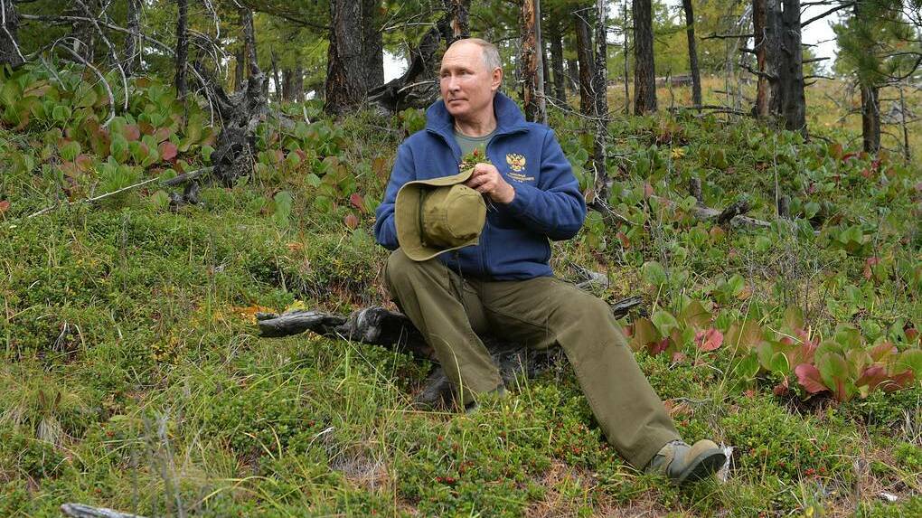 Завтра Владимиру Путину исполняется 71 год — как он празднует свои дни рождения