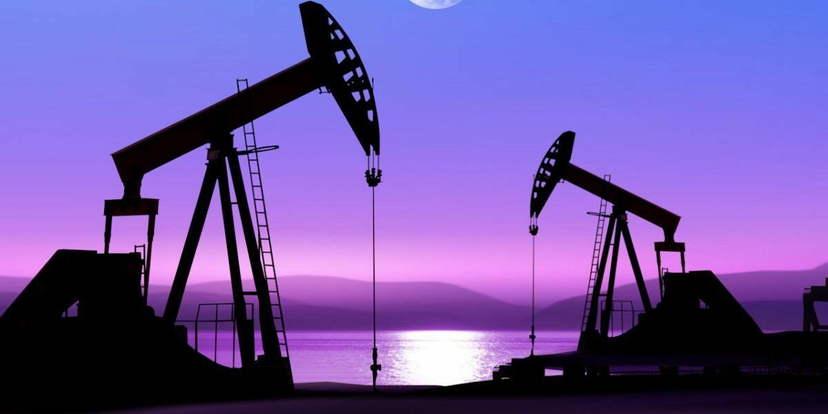 Эксперт: цены на нефть зависят не от Мадуро, а от США и Саудовской Аравии