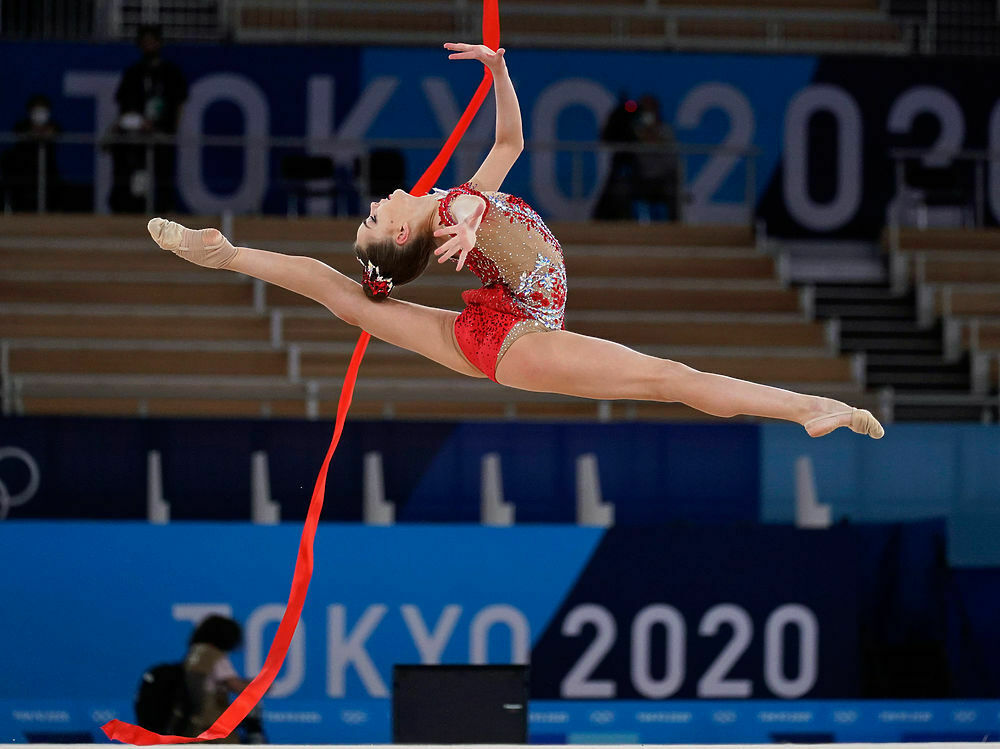 Дина Аверина завоевала 16-е золото на ЧМ по художественной гимнастике
