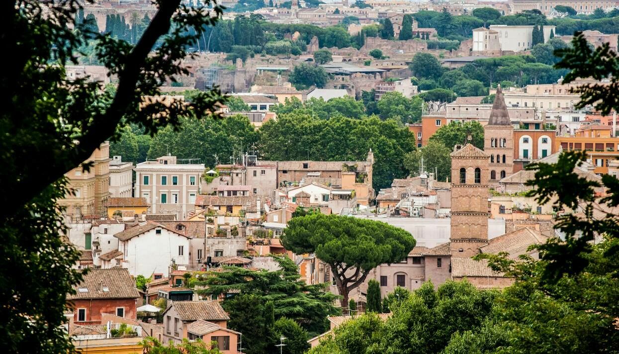 Вид на современный Рим